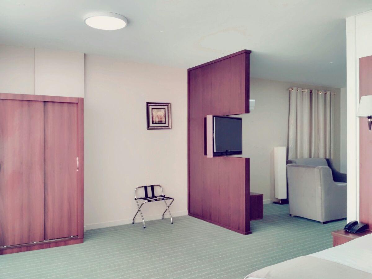 Al Dyafa Hotel Suites Salalah Exterior photo