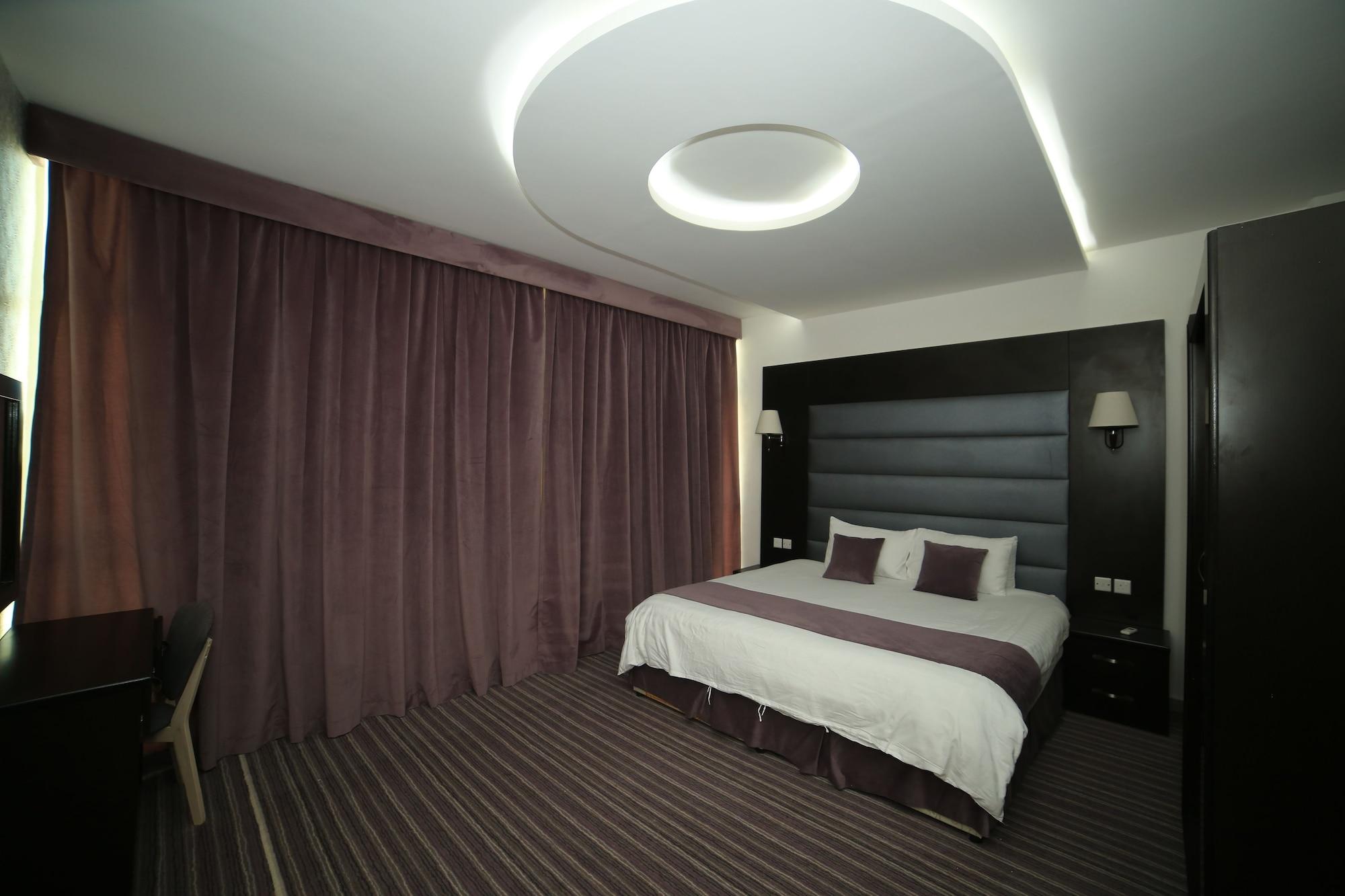Al Dyafa Hotel Suites Salalah Exterior photo