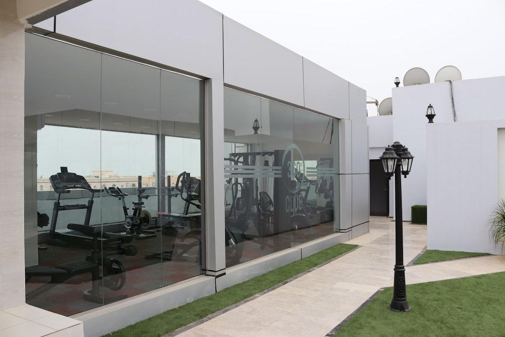 Al Dyafa Hotel Suites Salalah Exterior photo