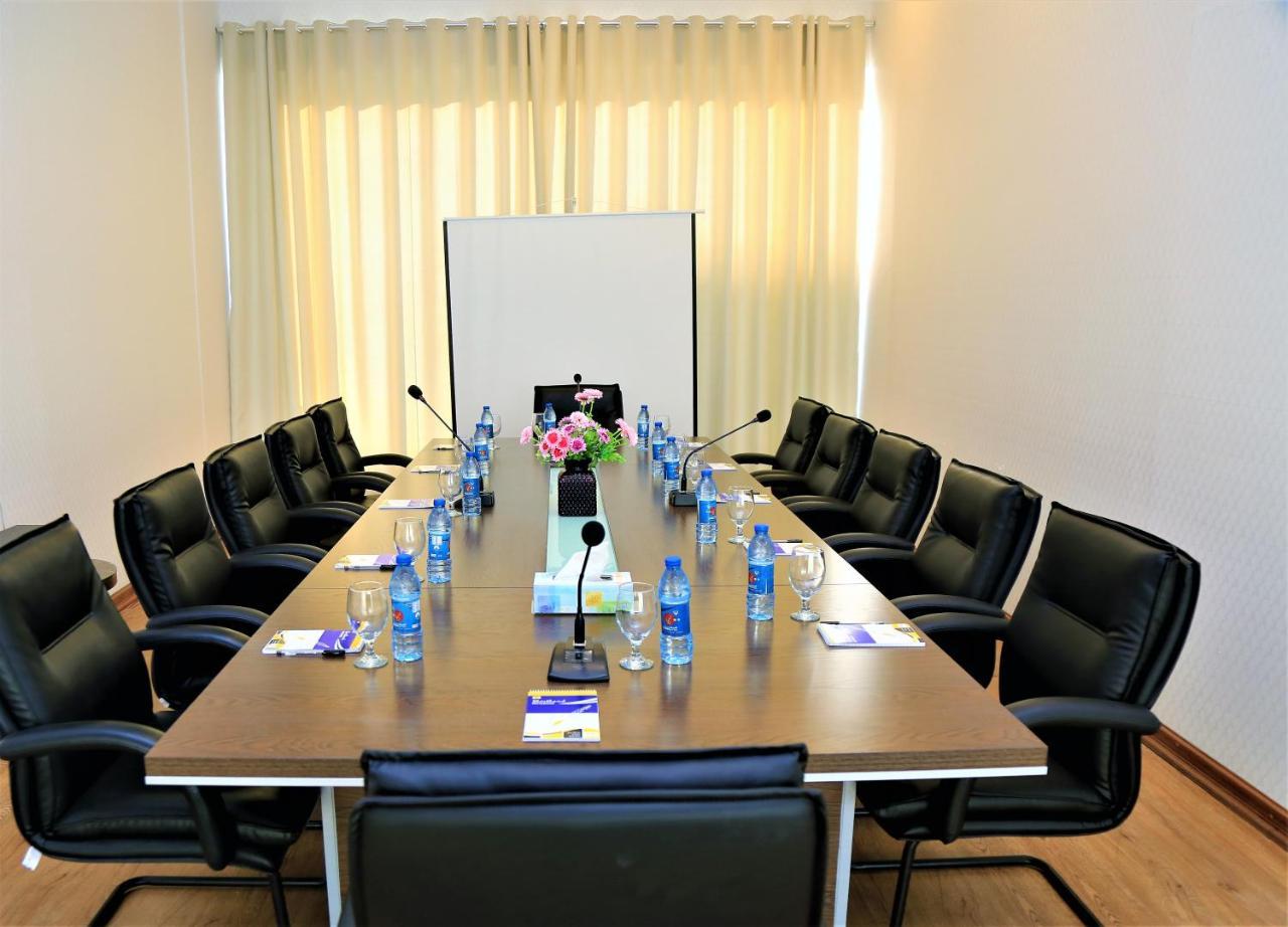 Al Dyafa Hotel Suites Salalah Exterior photo