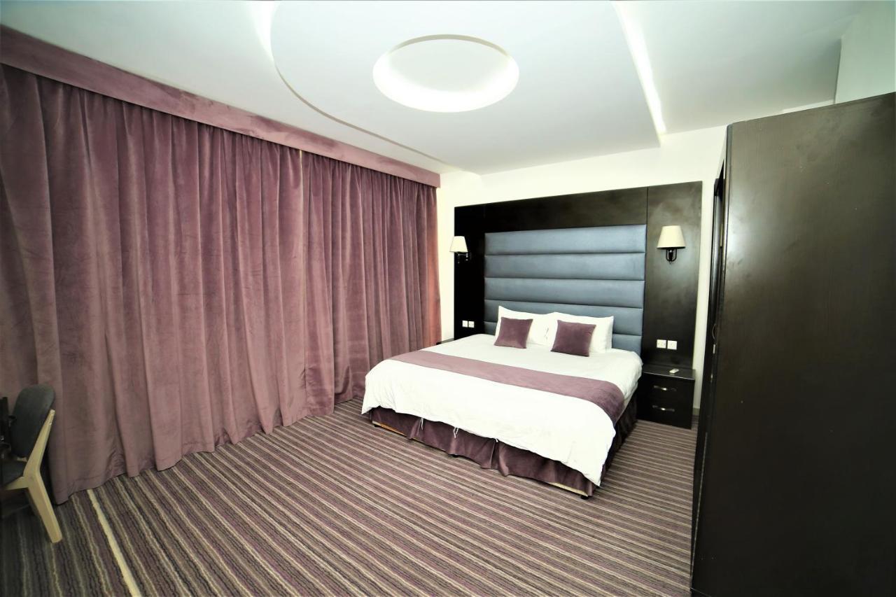 Al Dyafa Hotel Suites Salalah Exterior photo
