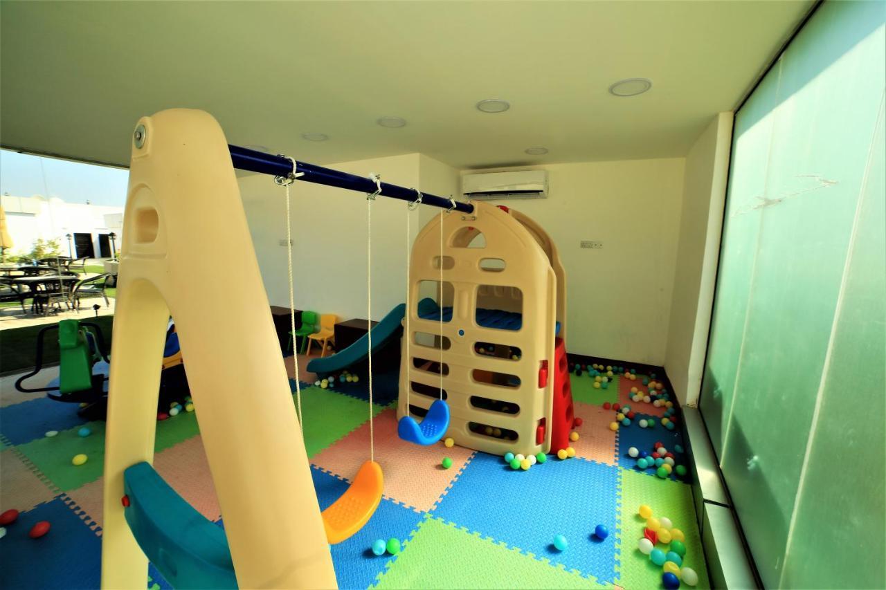 Al Dyafa Hotel Suites Salalah Exterior photo